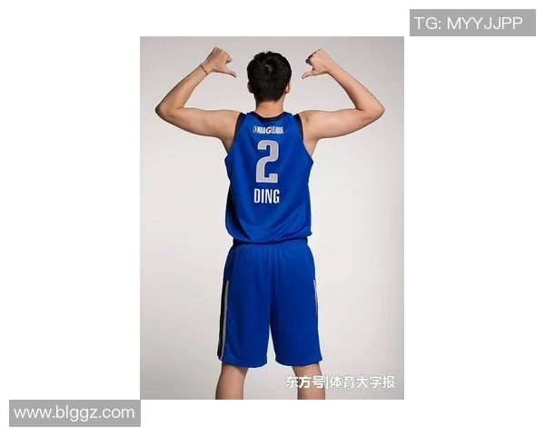 赵继伟：从青涩球员到篮球明星的成长之路与奋斗历程